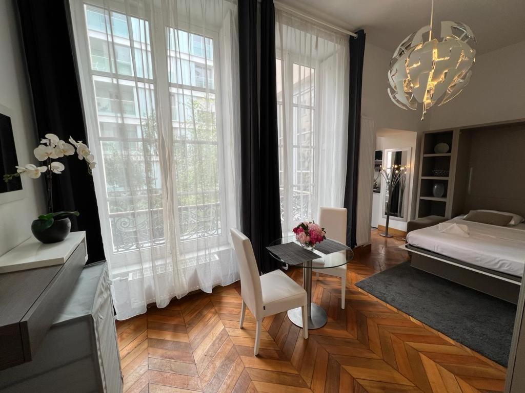 Le Lumineux - Le Chic En Hypercentre - Bellecour Apartamento Lyon Exterior foto